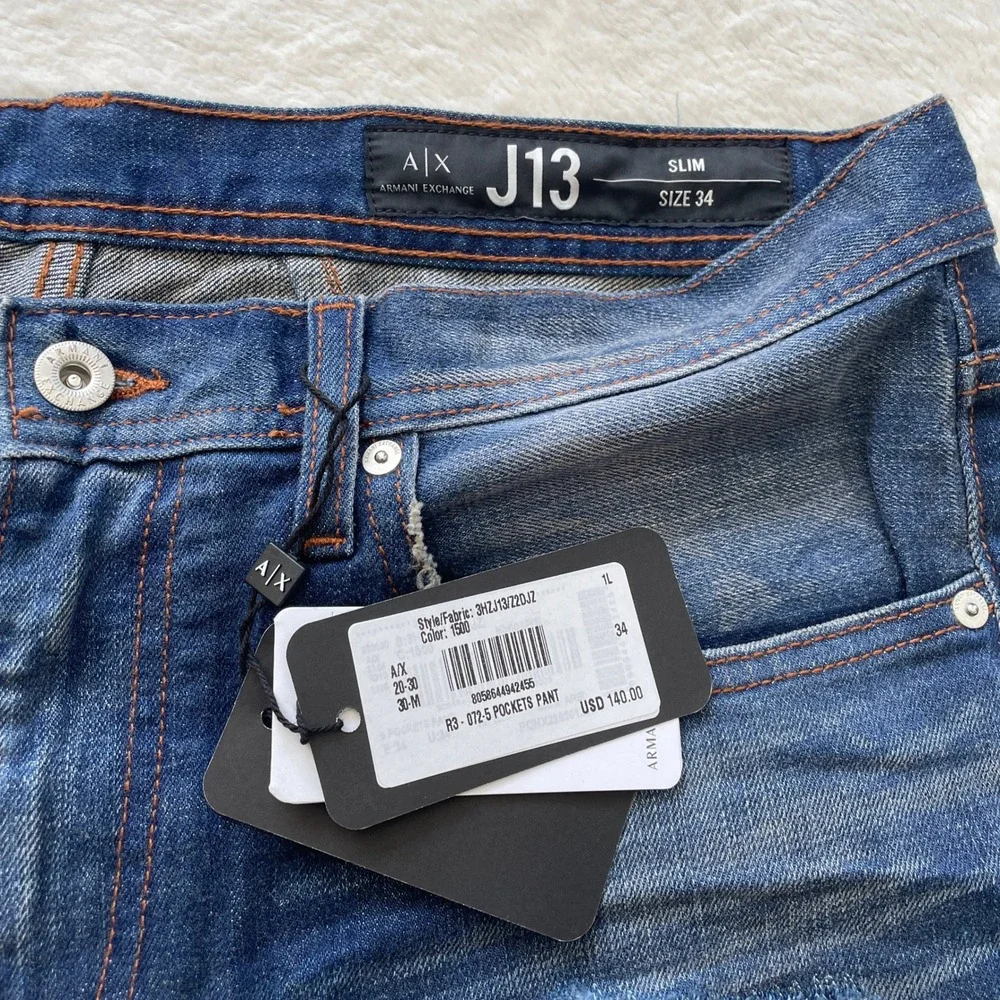 NWT Armani Exchange Mens J13 Slim Distressed Jeans‎ Medium Wash Blue Size 34L